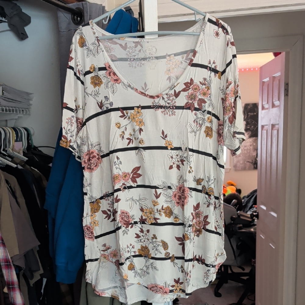 Maurices Floral and Striped Short Sleeve Top